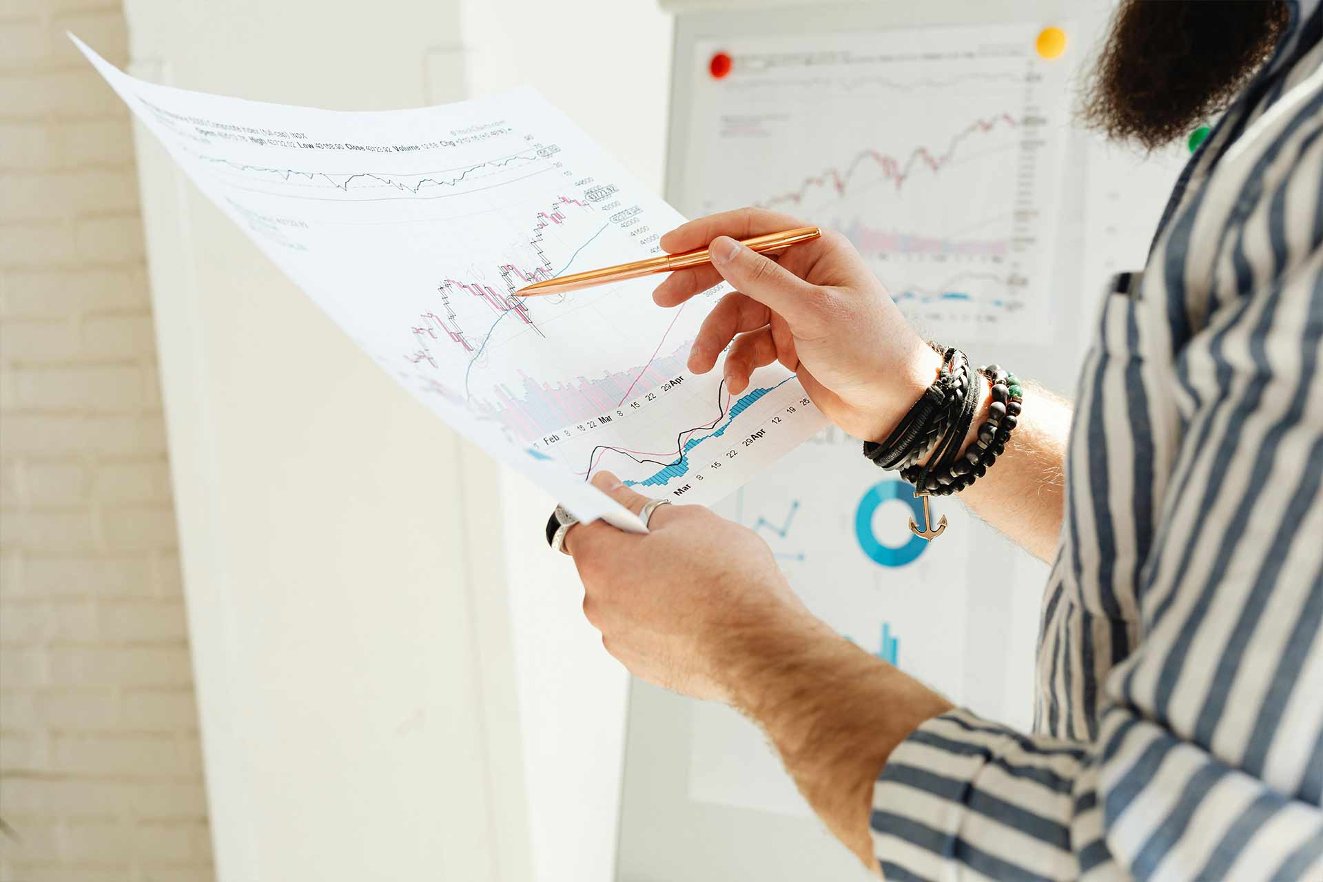 Implementing Salesforce, NetSuite, and HubSpot for a European Financial Services Company